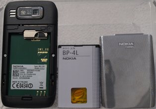 nokia e72 review battery Nokia E72 review   physical