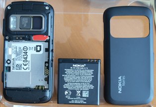nokia n86 battery Nokia N86 8MP review – physical